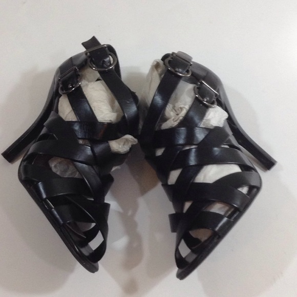 Delicious strappy sandals - Picture 4 of 8